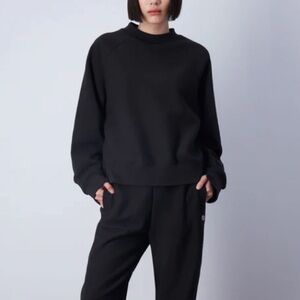 Champion Classic Black Crewneck Sweater
